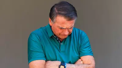 Bolsonaro passa por segundo bloqueio de nervo frênico para soluços persistentes