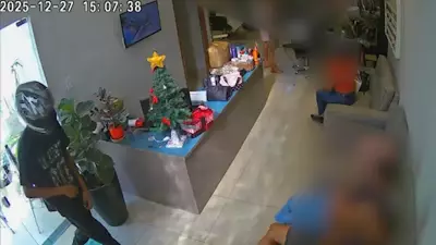 Jovem de 18 anos preso por arrastão em salão de beleza em Teresina