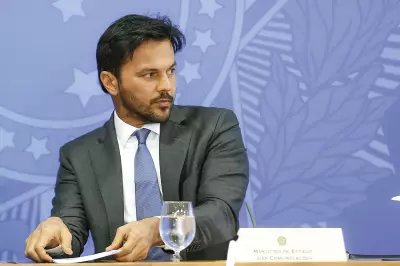 Líder do PL confronta Fábio Faria por presença de Lula e Moraes em evento do SBT