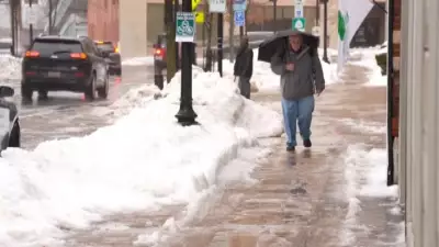 Tempestade nos EUA cancela voos e afeta 30 milhões com neve e chuva