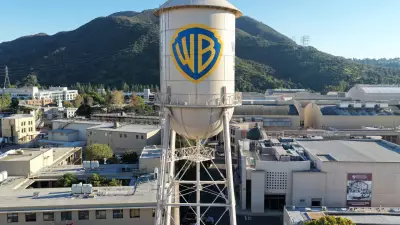 Warner prefere Netflix e rejeita oferta da Paramount Skydance