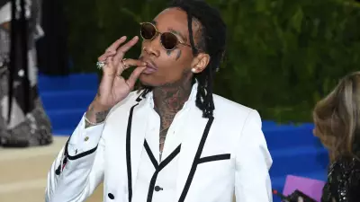 Wiz Khalifa condenado a 9 meses de prisão na Romênia por fumar maconha no palco