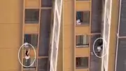 Amante foge por janela do 10º andar ao ser surpreendida por esposa na China