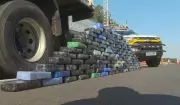 Apreensão de 100 kg de pasta base de cocaína em caminhão na SP-270