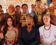 Bastidores de visita de Huck e Anitta a aldeia indígena geram polêmica
