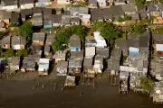 Censo IBGE: 309 mil vivem em favelas na Baixada Santista, 17% da população