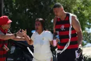 Confusão no Galeão: PM usa gás e balas de borracha em torcida do Flamengo