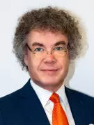 Deputado alemão da AfD é denunciado por saudação nazista no Parlamento