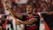 Flamengo fatura R$ 345 milhões em 2025 e mira marca histórica de R$ 400 milhões