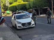 Homem assassinado a tiros dentro de carro no Centro de Petrolina