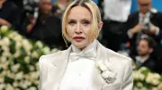 Madonna critica Trump por apagar Dia Mundial contra a Aids e homenageia vítimas