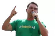 Pesquisa Quaest: Flávio Bolsonaro lidera direita com 23%, e PT vê com otimismo