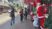 Porto Alegre: 40% das famílias antecipam compras de Natal em 2025