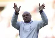 Roberto Carlos passa por cirurgia cardíaca de emergência no Brasil