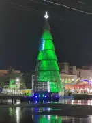 Árvore de Natal de R$ 2,5 mi falha na inauguração em Saquarema