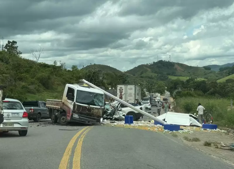 Acidente fatal entre carro e caminhão deixa uma vítima em Tocantins