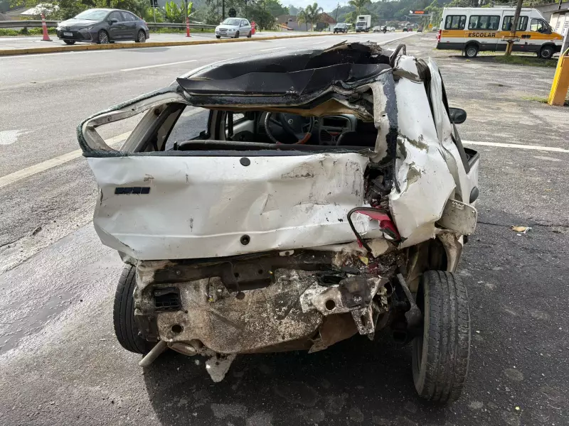 Acidente fatal na Mogi-Dutra: homem morre atropelado após colisão inicial