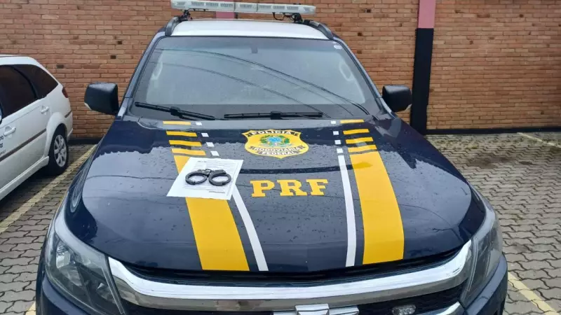 Adolescente desaparecida é localizada pela PRF na Via Dutra em Roseira (SP)