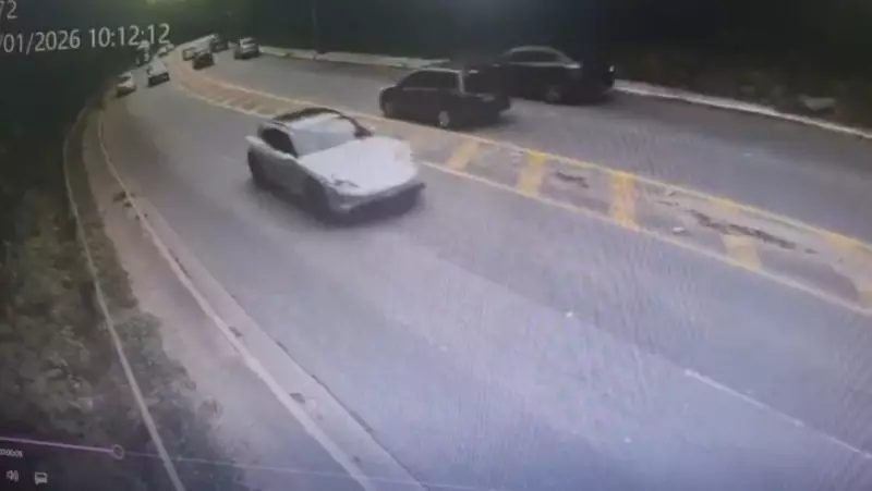 Advogado é preso após fuga em Porsche roubado com placa adulterada em Alphaville