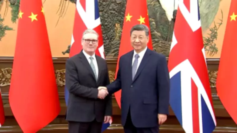 Analista alerta: aproximação do Reino Unido com China é vista como traição pelos EUA