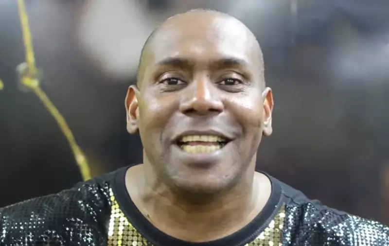 Aos 52 anos, morre o cantor Anderson Paz, intérprete de escolas de samba