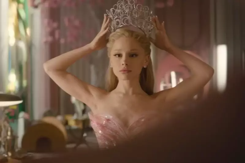 Ariana Grande reage à ausência de Wicked 2 no Oscar com divulgação de marca de maquiagem