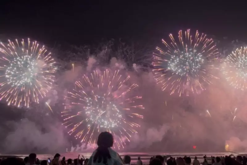 Baixada Santista recebe 2026 com espetáculos pirotécnicos em 8 cidades