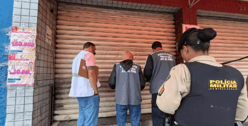 Bar no Centro de Juiz de Fora é interditado por falta de alvará e condições sanitárias precárias