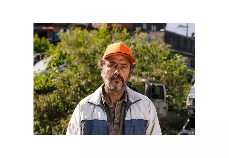 Bastidores de 'Três Graças': Marcos Palmeira vive tensão na delegacia, mas clima nos sets é de descontração