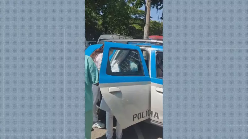 Bebê nasce dentro de viatura da PM em Realengo com ajuda de policiais militares