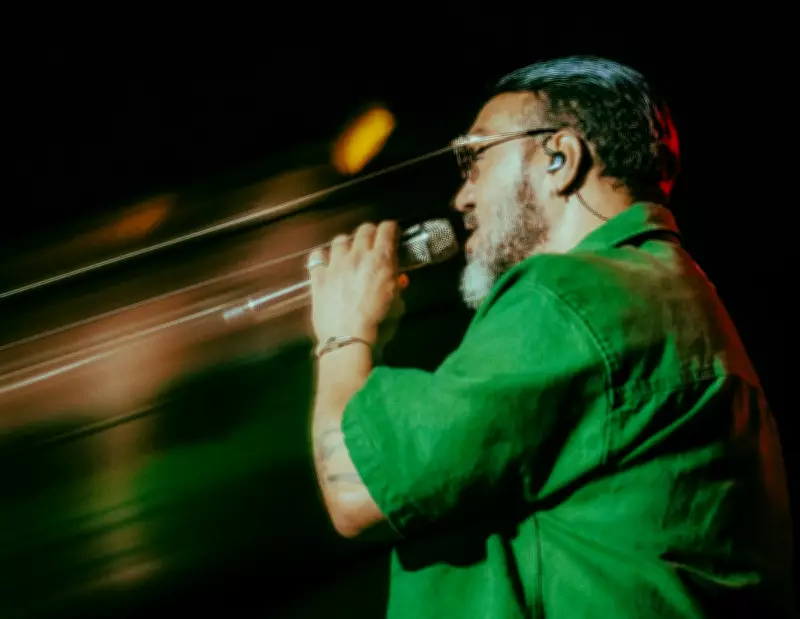 Belo estreia com pagode romântico e conquista público no Planeta Atlântida