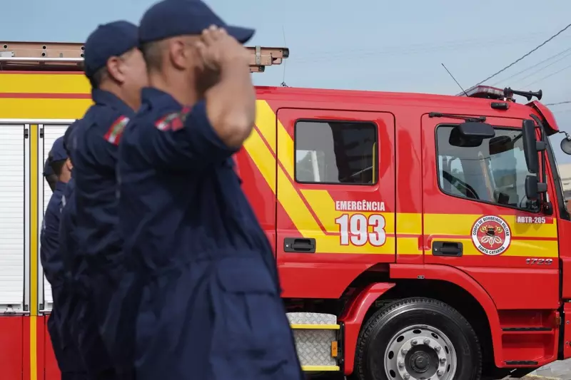 Bombeiros de SC abrem 110 vagas em concurso com salários de até R$ 18,6 mil