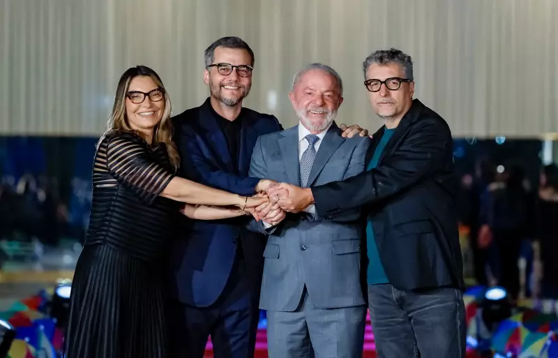 Brasil brilha no Globo de Ouro: Wagner Moura e 'O Agente Secreto' conquistam duas estatuetas