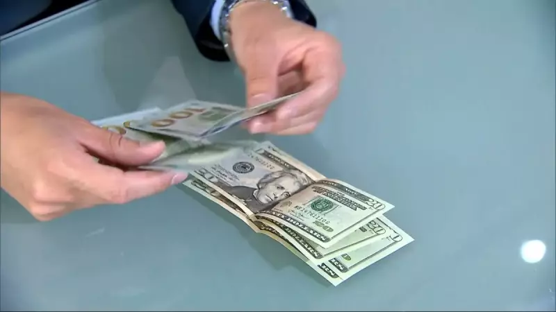 Brasil registra segunda maior fuga de dólares da história em 2025