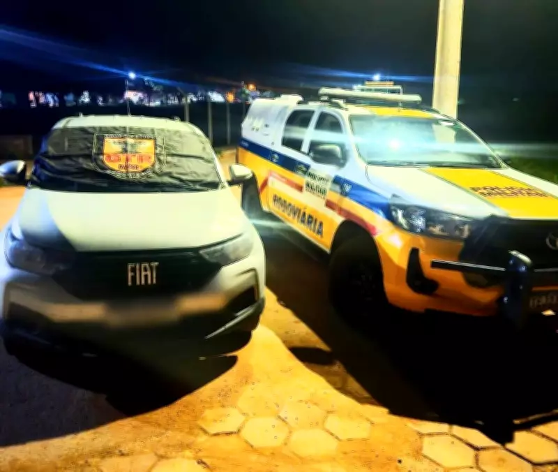Caminhonete clonada e furtada é apreendida pela PM na BR-135 em Olhos D' Água