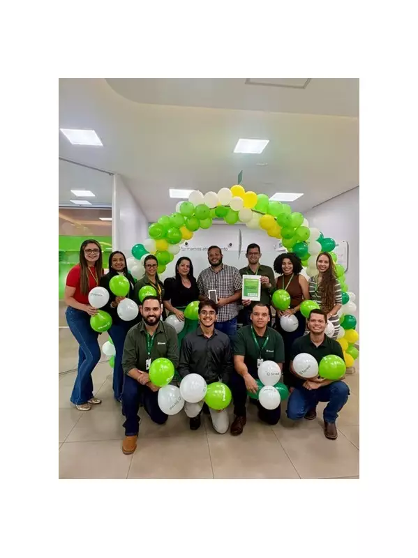 Campanha 'Quem Poupa, Prospera!' do Sicredi premia associados e fortalece economia local