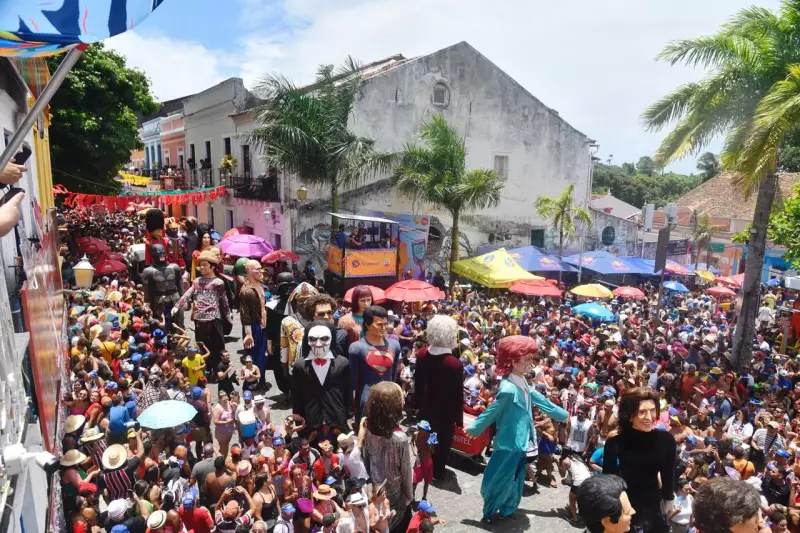 Carnaval 2024: saiba como solicitar policiamento e vistoria para blocos em Recife e Olinda