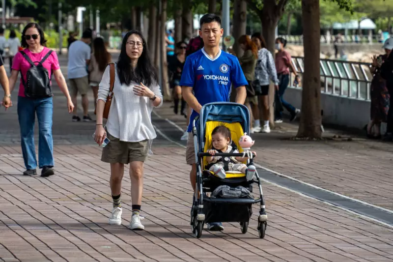 China taxa preservativos em 13% para combater envelhecimento populacional