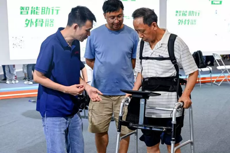 China usa robôs e tecnologia para cuidar de mais de 300 milhões de idosos