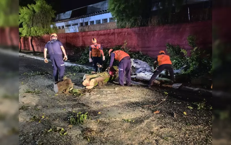 Chuva forte causa estragos e deixa 8 desalojados em Jaú (SP)