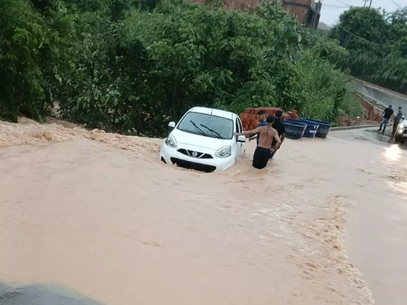 Chuva intensa alaga Brasiléia (AC) com volume de 10 dias em apenas uma hora