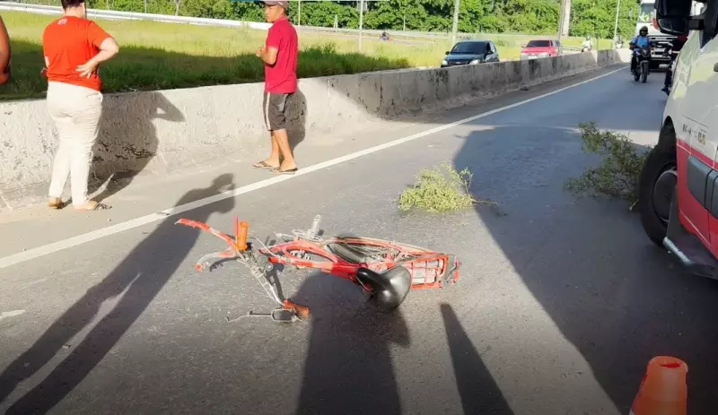 Ciclista morre atropelado na BR-230 em João Pessoa; motorista alega não ter tempo de desviar