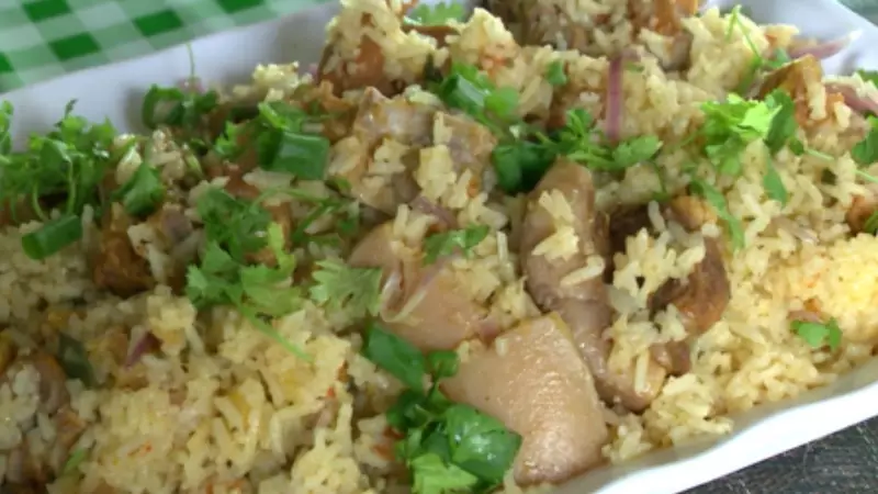 Clube Rural ensina receita de suã de porco com arroz em Altos, Piauí