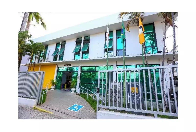 Câmara de Divinópolis aprova aumento de 42% para vereadores e amplia número de cadeiras