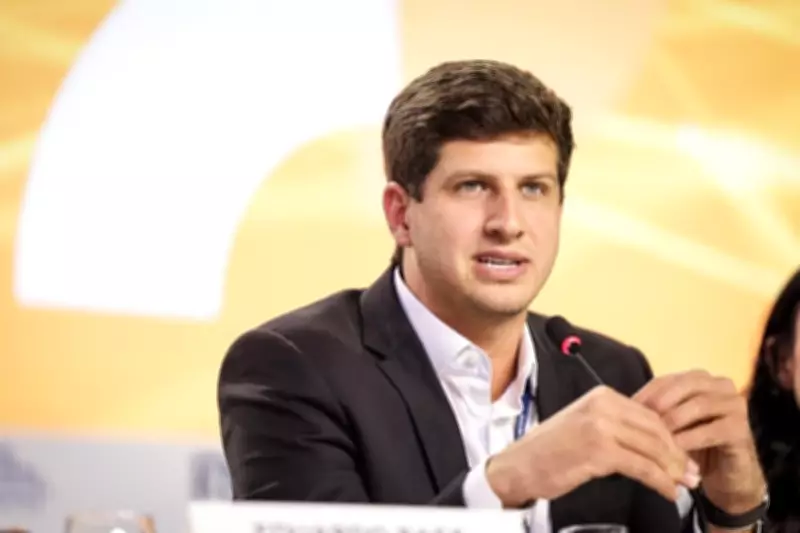 Câmara do Recife define ritos para impeachment de João Campos após polêmica em concurso