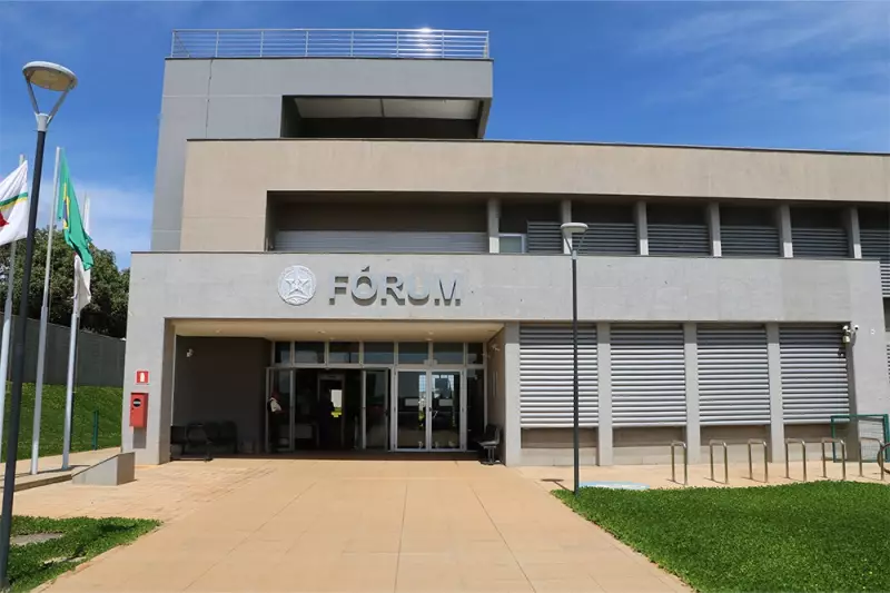 Condenação de 60 anos por feminicídio em Abaeté: homem mata ex-companheira na frente do filho