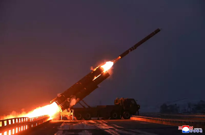 Coreia do Norte testa lançadores múltiplos de foguetes e reforça capacidade nuclear