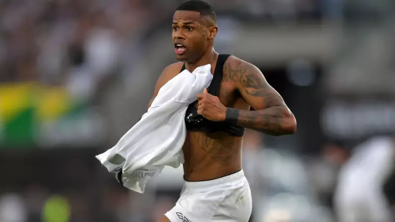 Corinthians e Atlético-MG negociam Júnior Santos, mas impasse financeiro trava acordo