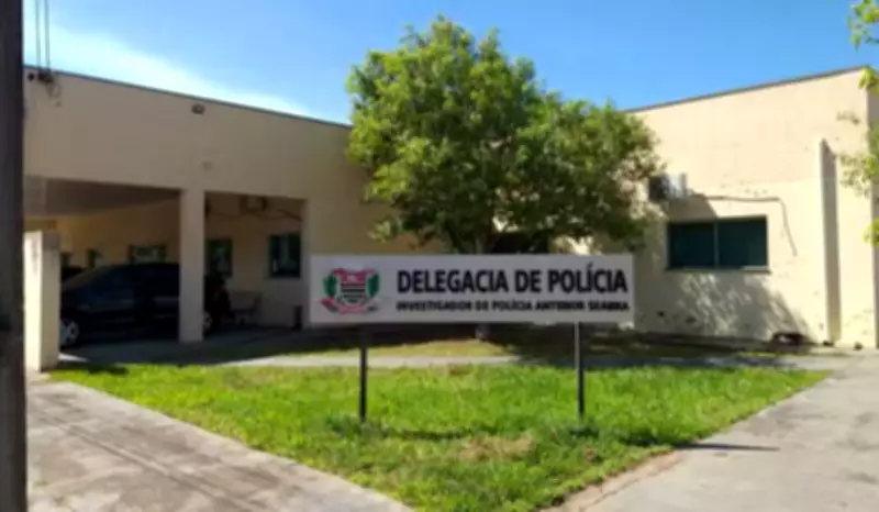 Corpo em decomposição é encontrado em casa de Presidente Bernardes; polícia investiga morte suspeita