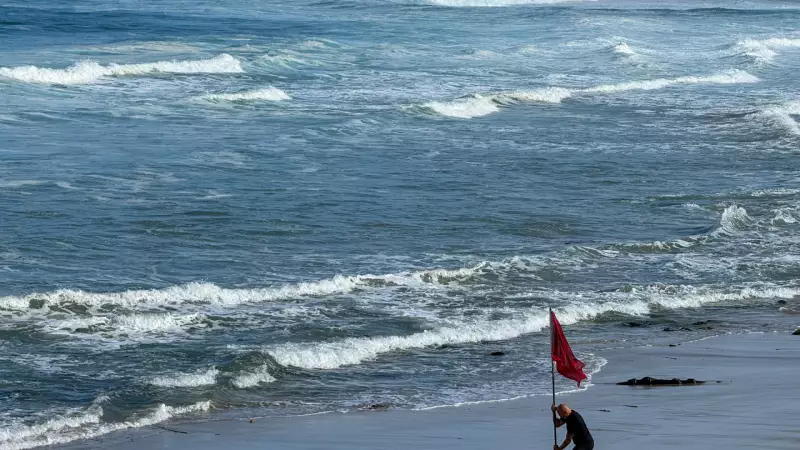 Criança de 10 anos quase morre afogada em Praia Grande; 10 mortes no litoral paulista em 2026